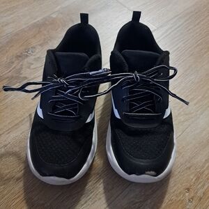 Athletic Works Black Mesh Athletic Sneakers Boy's Shoes Size 3